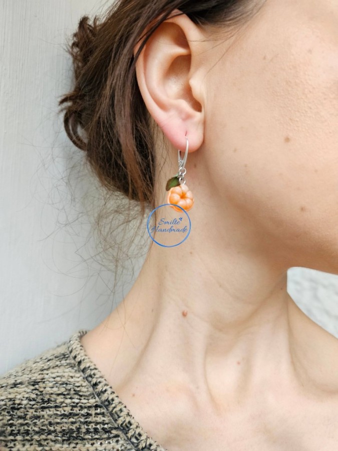 Minimalistiniai auskarai mandarinai Minimalistiniai auskarai mandarinai