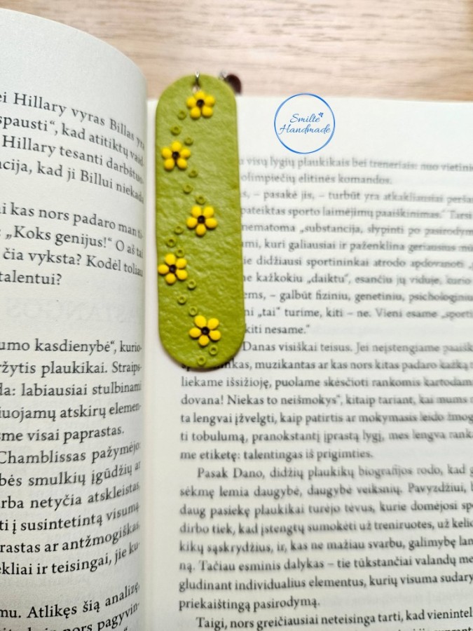 Rankų darbo knygos skirtukas su gėlėmis Rankų darbo knygos skirtukas su gėlėmis